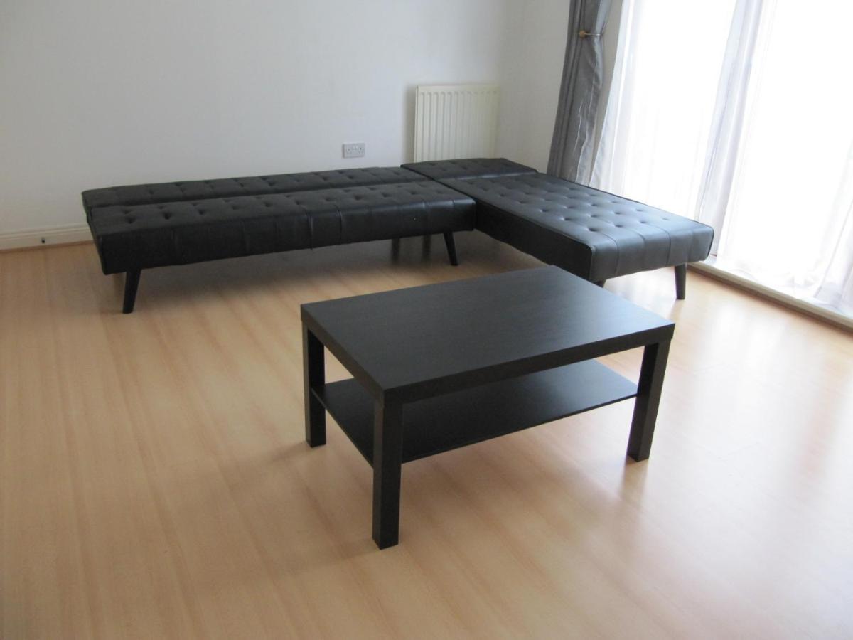 Cozy Off Road 2 Bedroom Cottage Apartment With Free Wi-Fi And Private Parking Glasgow Bagian luar foto