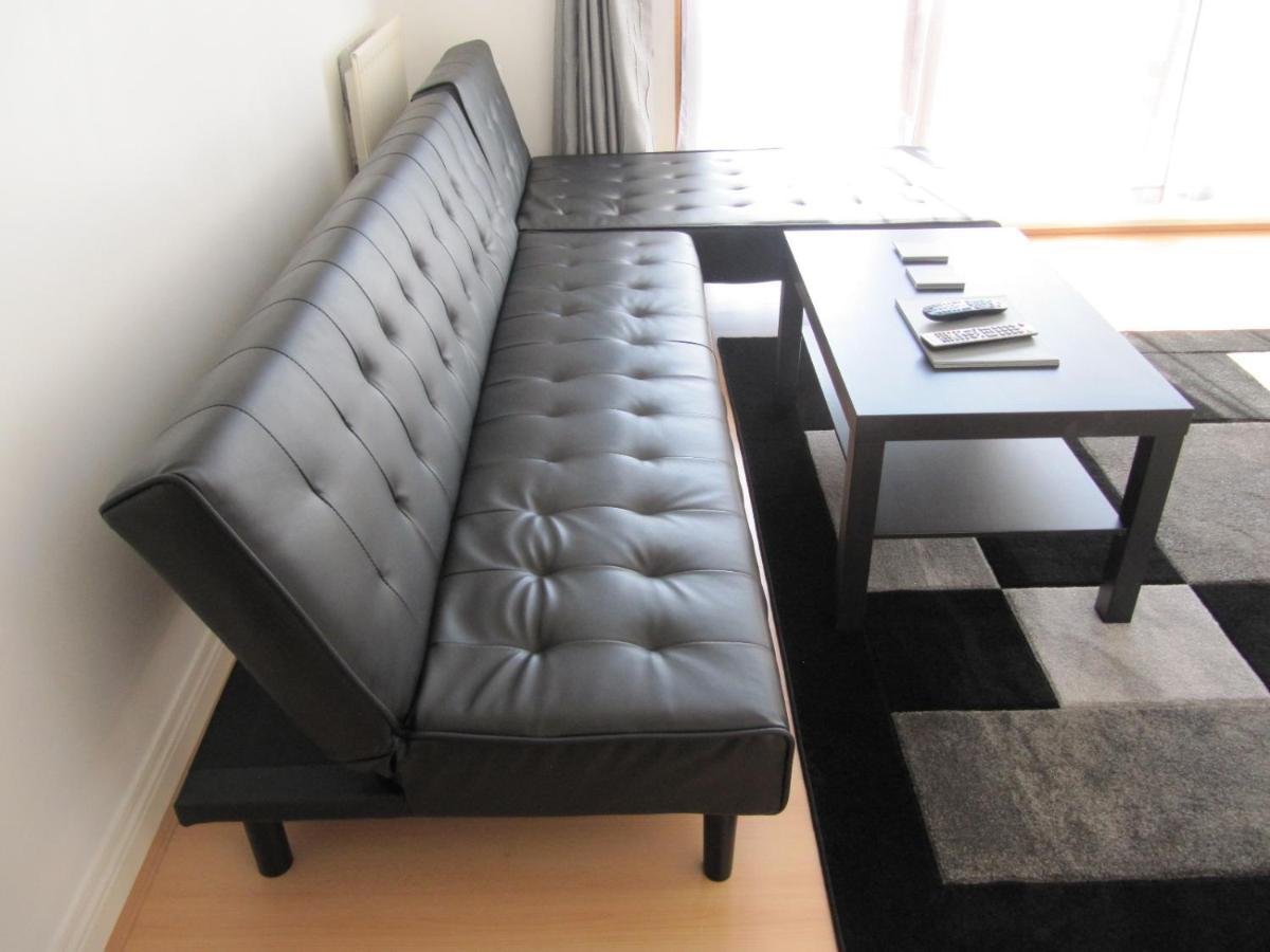 Cozy Off Road 2 Bedroom Cottage Apartment With Free Wi-Fi And Private Parking Glasgow Bagian luar foto